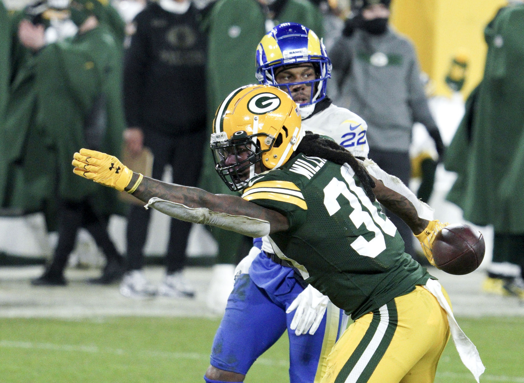 Packers 32, Rams 18